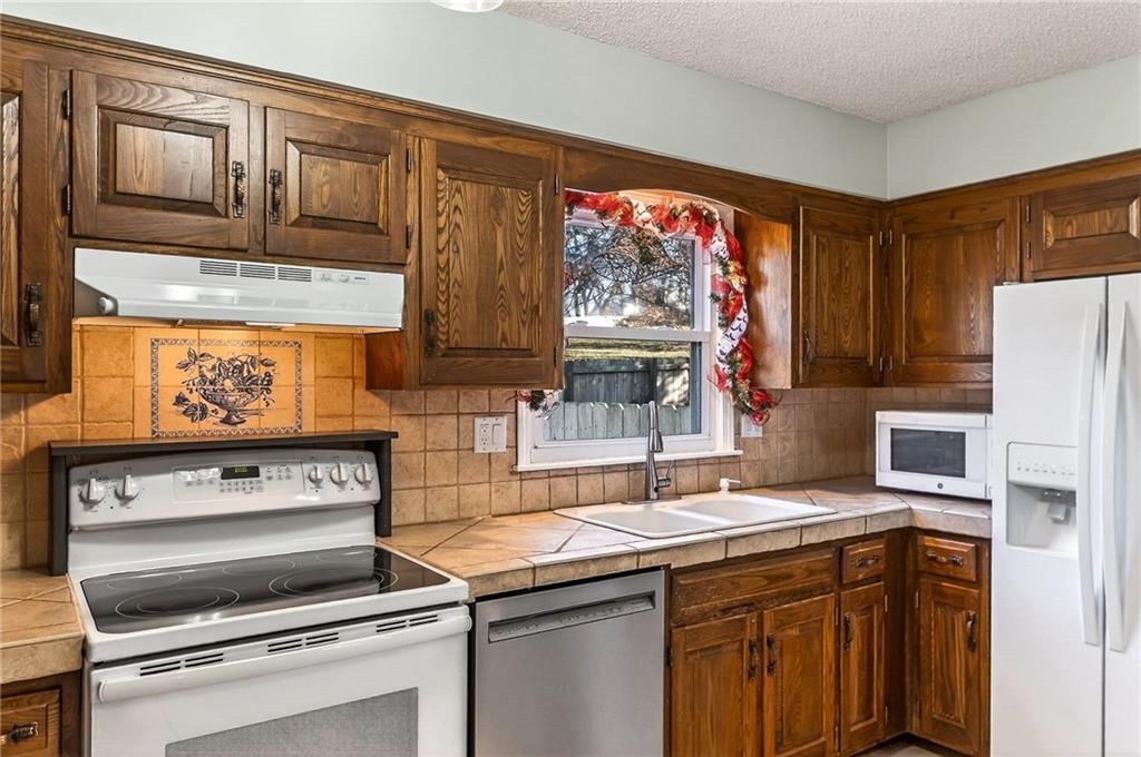 7407 N Granby Avenue — photo 11