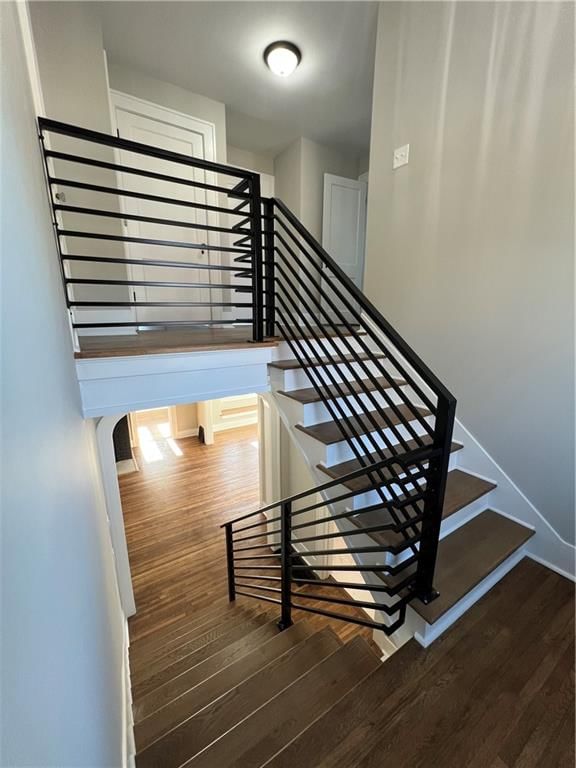 2634 Lucille Avenue — photo 18