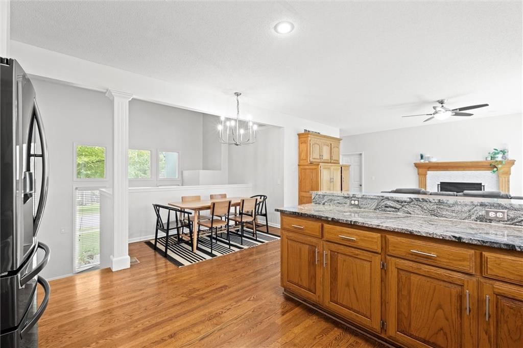 5713 Widmer Street — photo 8