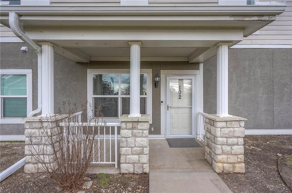 11751 S Roundtree Street, Olathe, KS