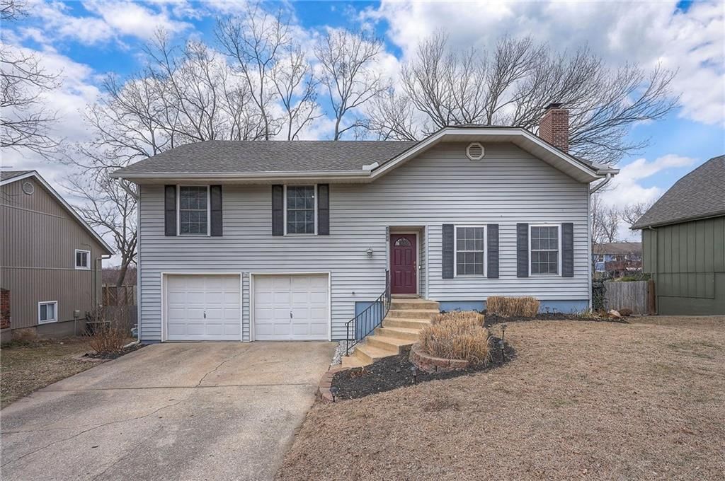 7908 Park Street, Lenexa, KS