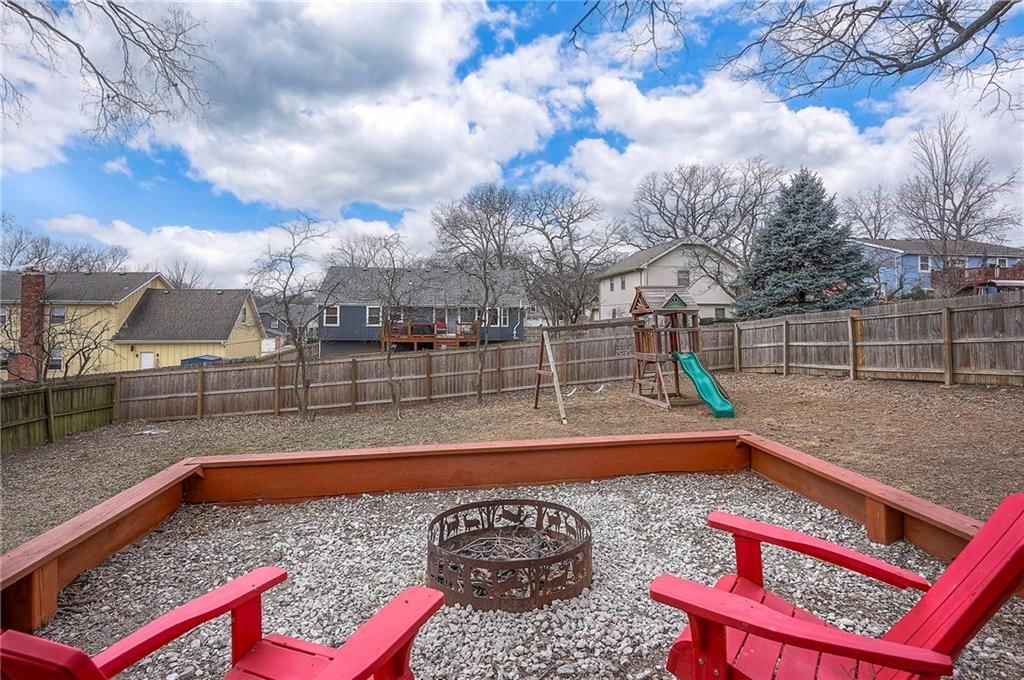 7908 Park Street — photo 35