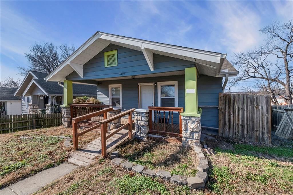 4200 Monroe Avenue — photo 4