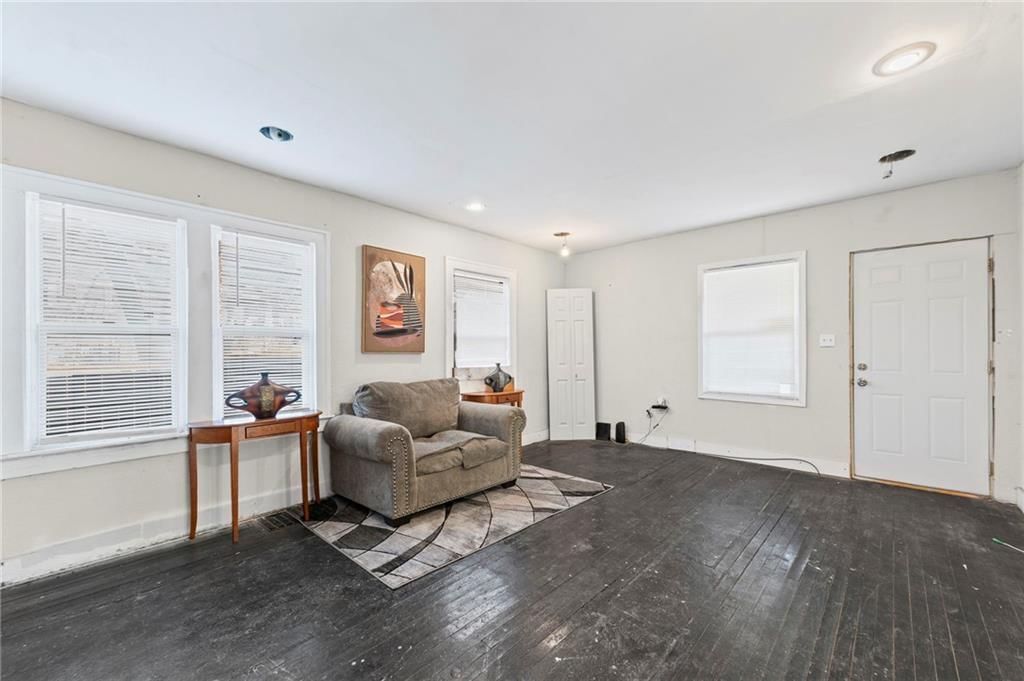 4200 Monroe Avenue — photo 6