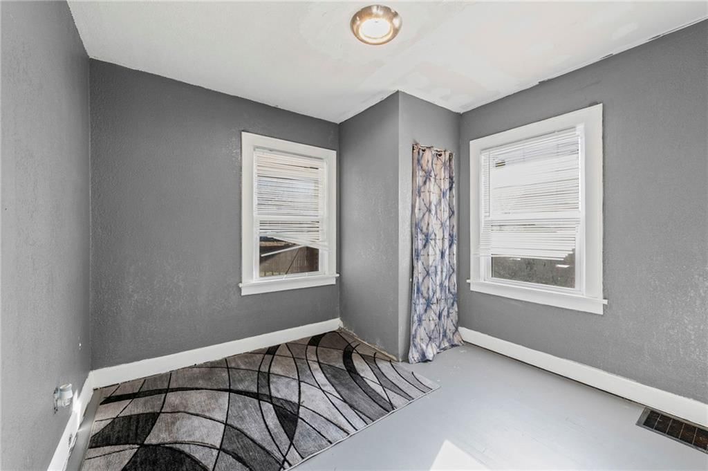 4200 Monroe Avenue — photo 19