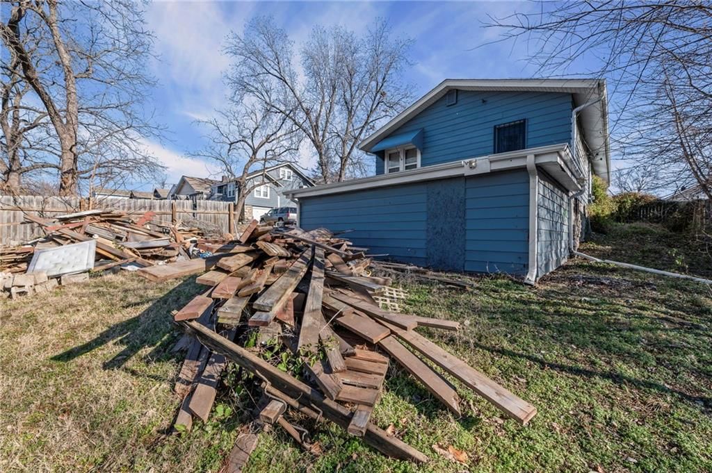 4200 Monroe Avenue — photo 31