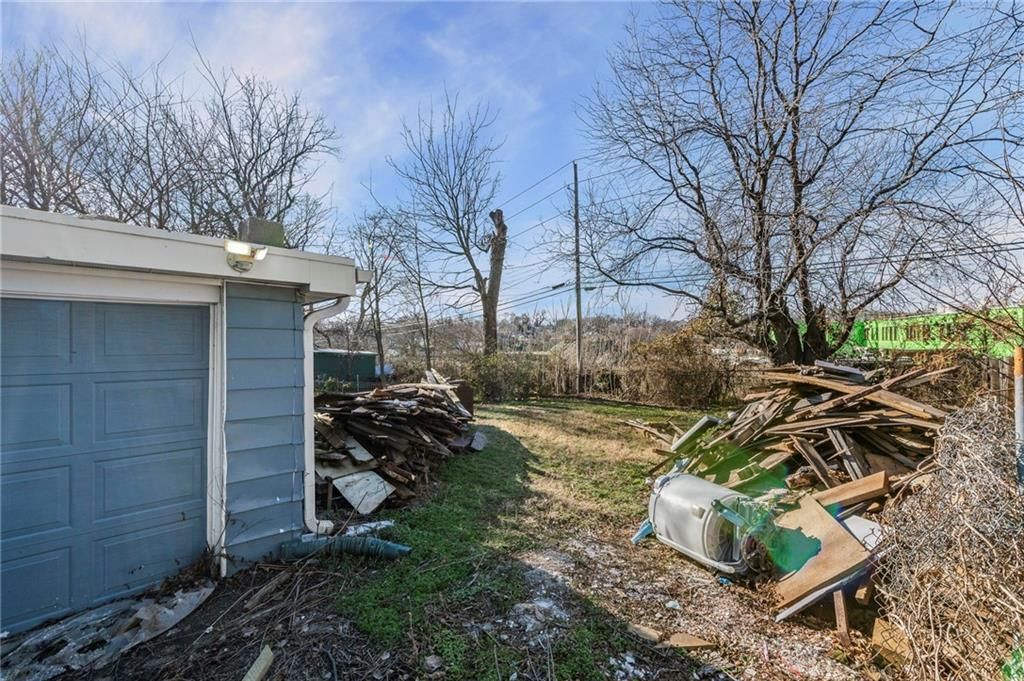 4200 Monroe Avenue — photo 32