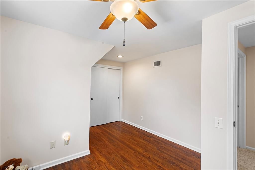 701 W 114 Terrace — photo 24