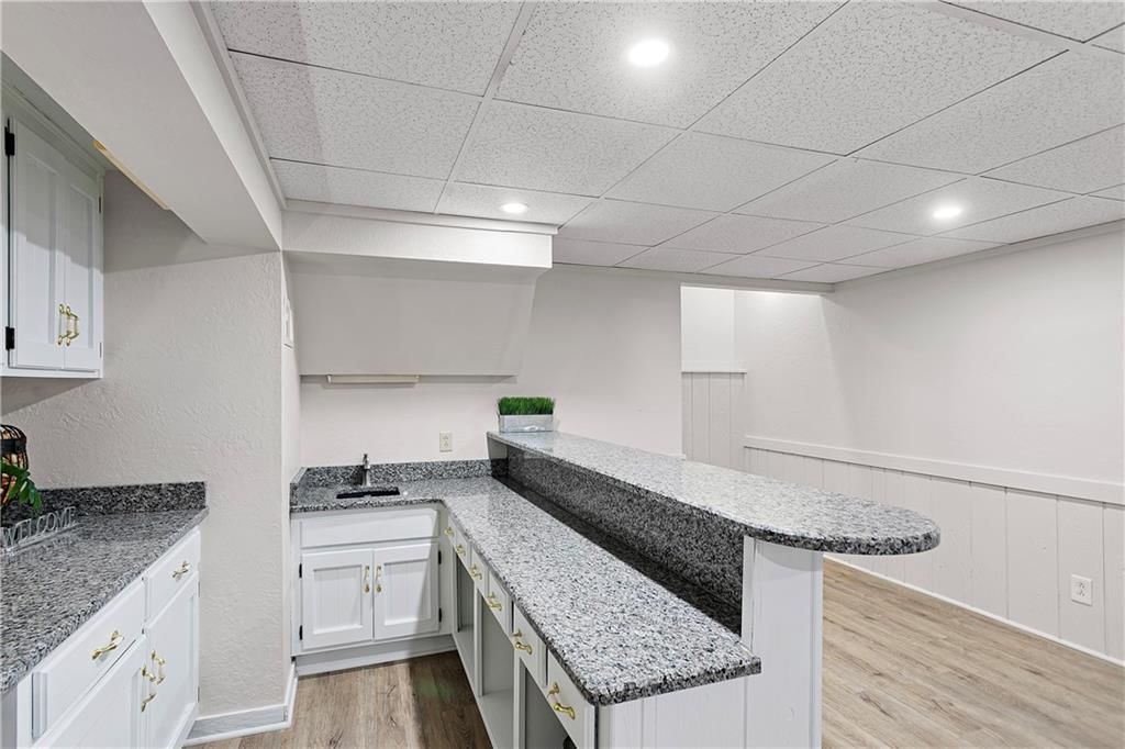 701 W 114 Terrace — photo 35