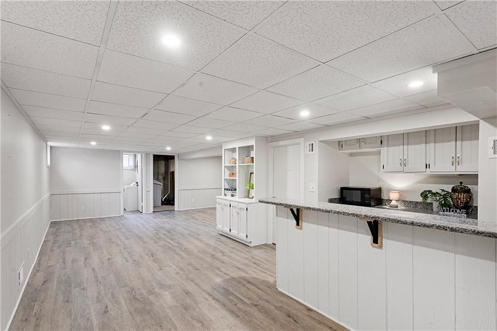 701 W 114 Terrace — photo 37