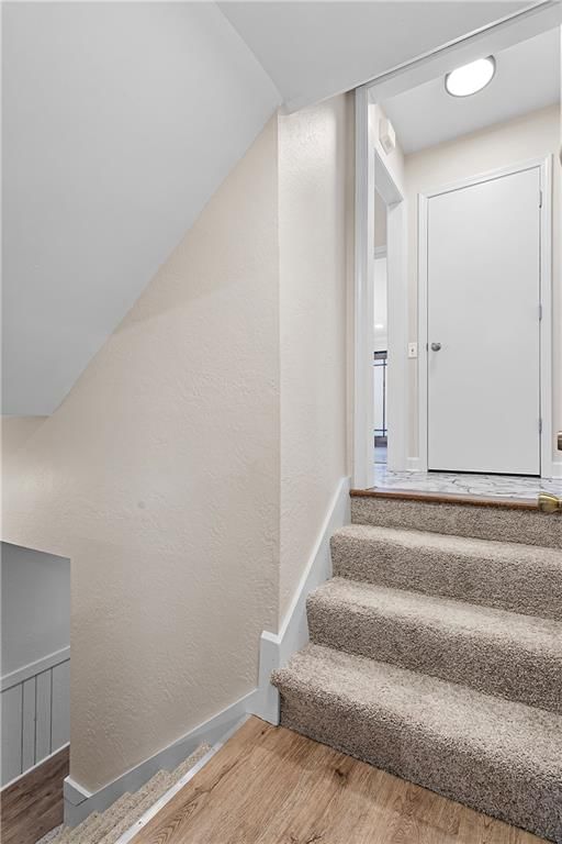 701 W 114 Terrace — photo 38