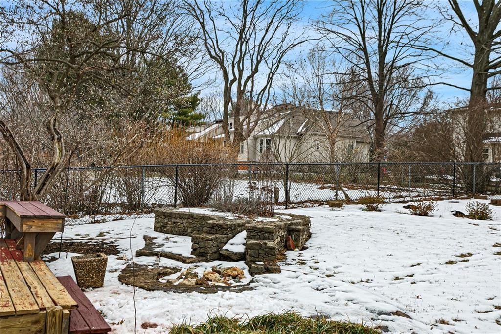 701 W 114 Terrace — photo 42