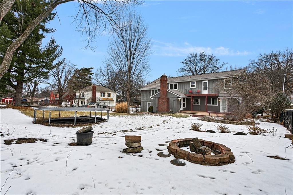 701 W 114 Terrace — photo 43