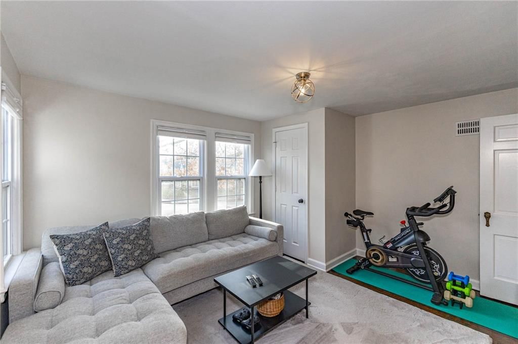 100 Morningside Drive — photo 38