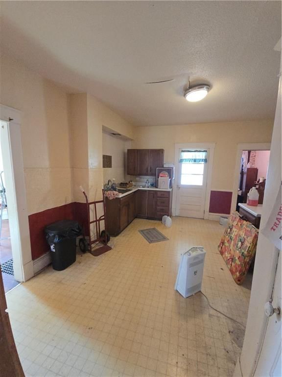 121 N 10th Street — photo 20