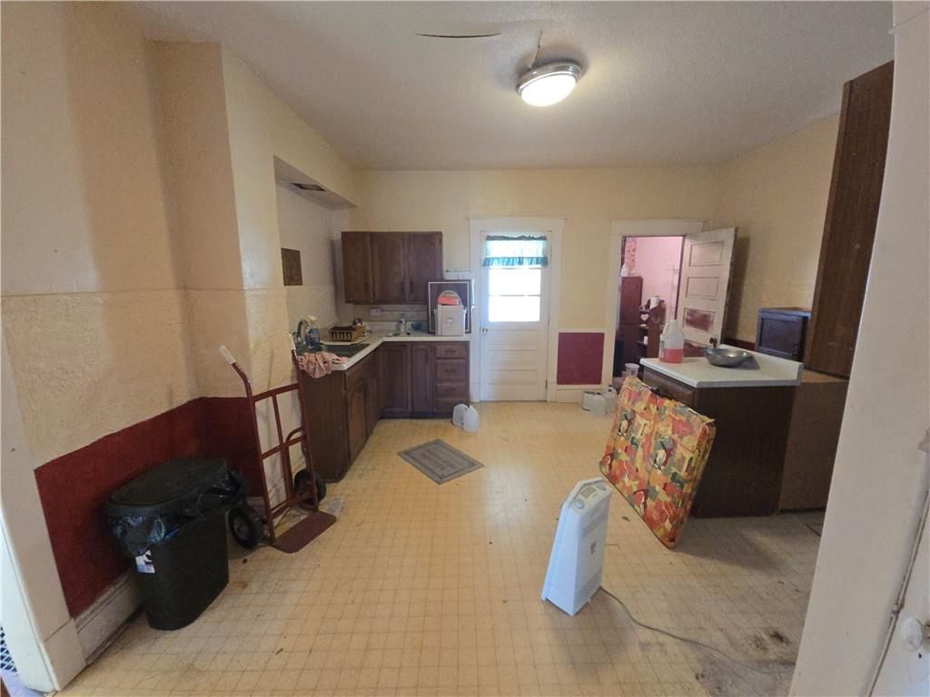 121 N 10th Street — photo 21