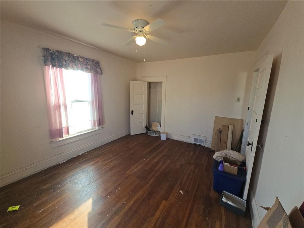 121 N 10th Street — photo 35