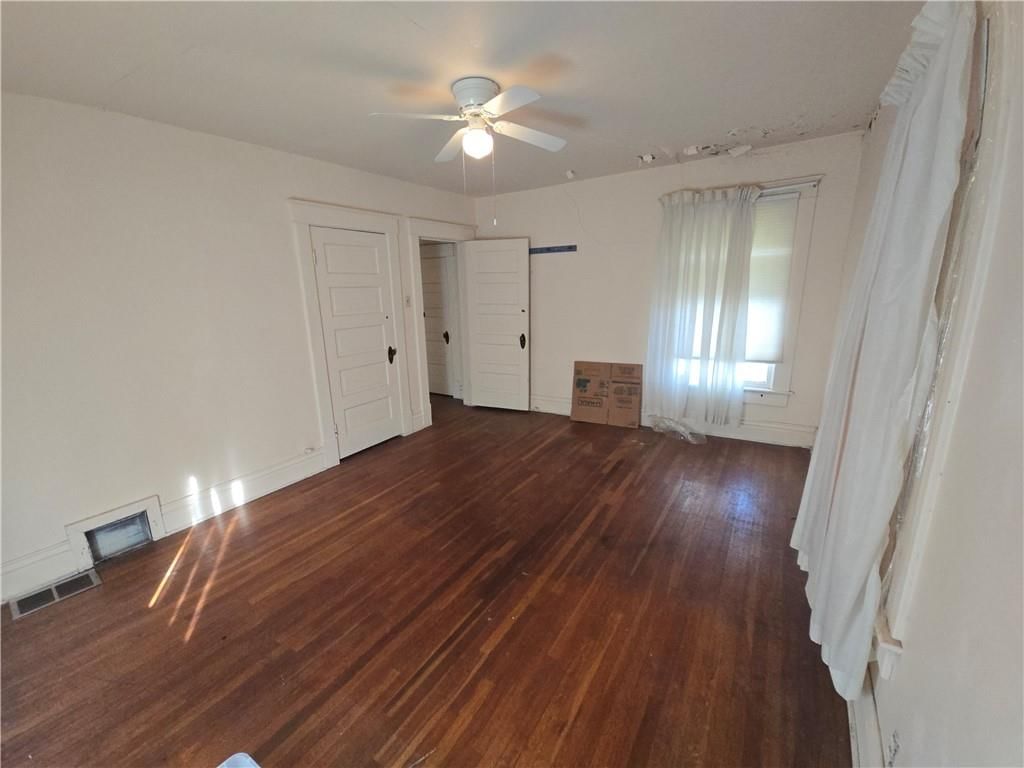 121 N 10th Street — photo 40