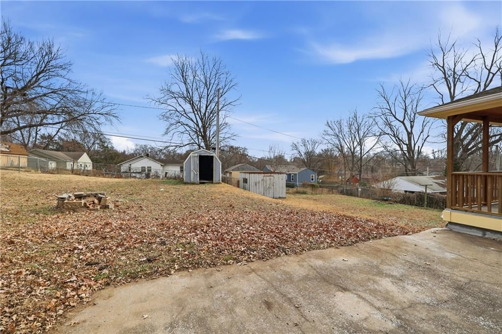 111 N Ditzler Avenue — photo 4
