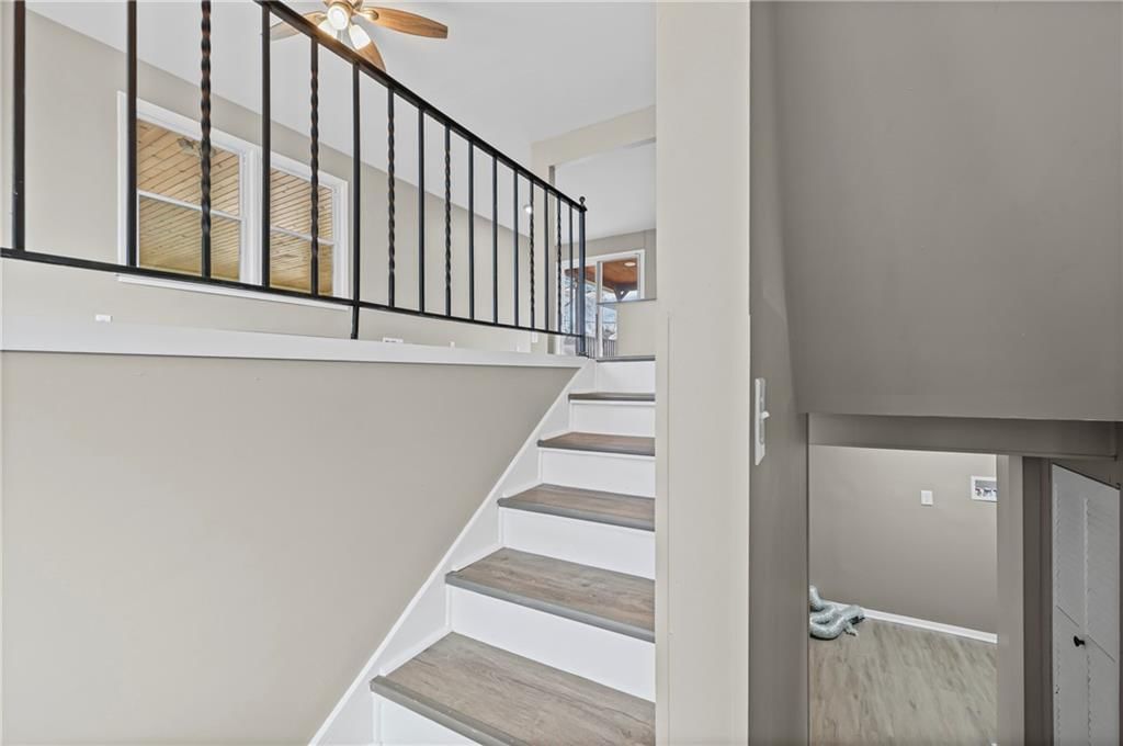 111 N Ditzler Avenue — photo 5