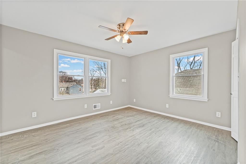 111 N Ditzler Avenue — photo 11