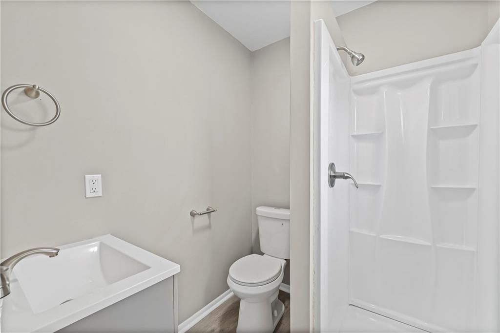 111 N Ditzler Avenue — photo 13