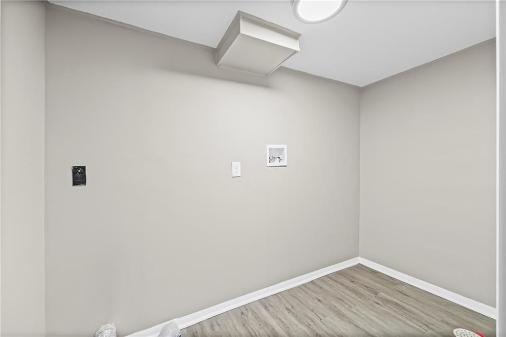 111 N Ditzler Avenue — photo 19