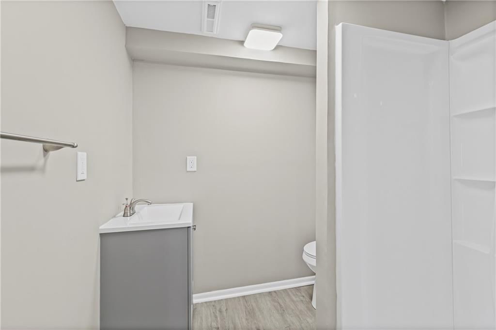 111 N Ditzler Avenue — photo 25