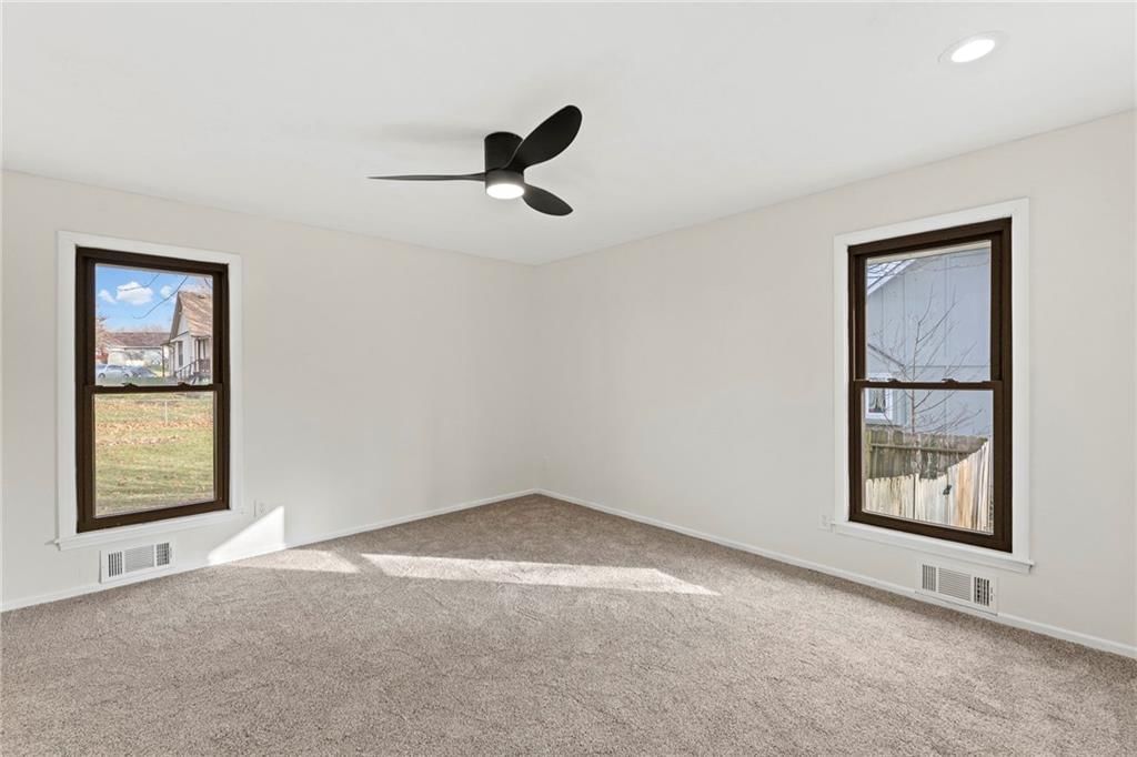 3709 Grant Street — photo 15