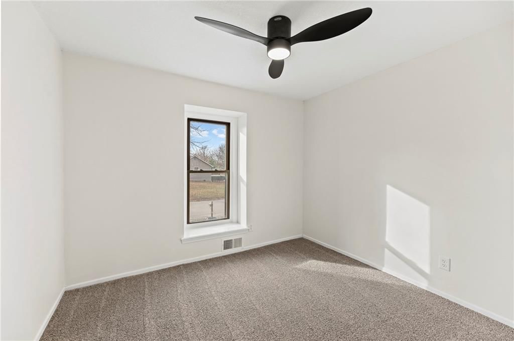 3709 Grant Street — photo 18