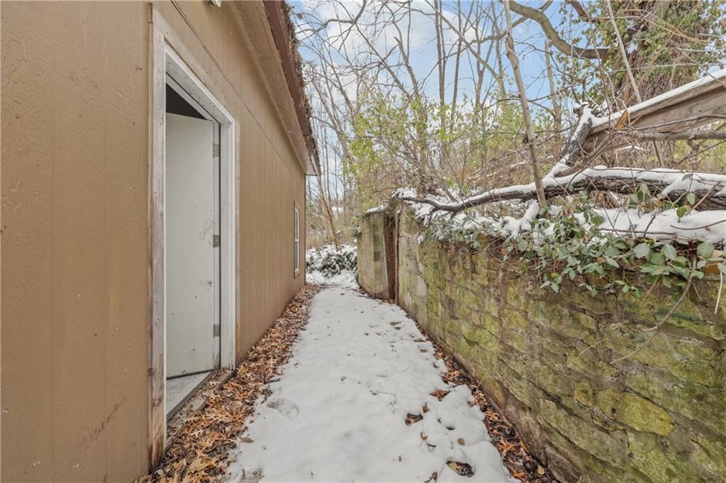 610 ST LOUIS Avenue — photo 15
