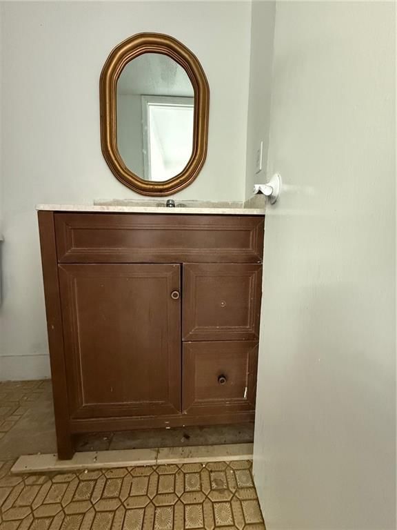 7504 Monrovia Street — photo 3