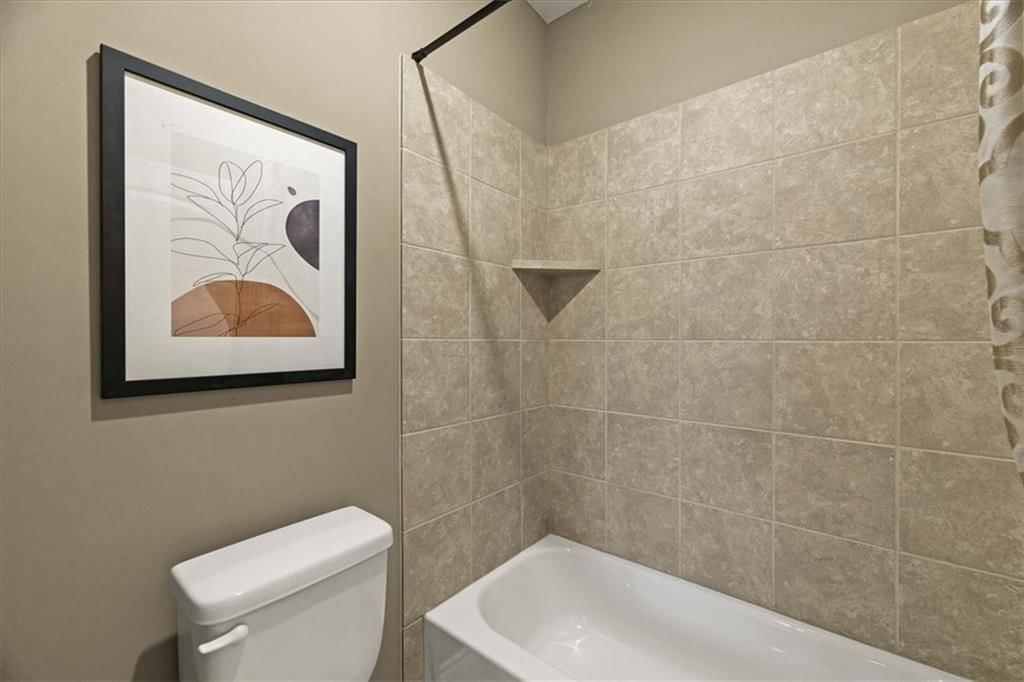 15204 Fontana Street — photo 16