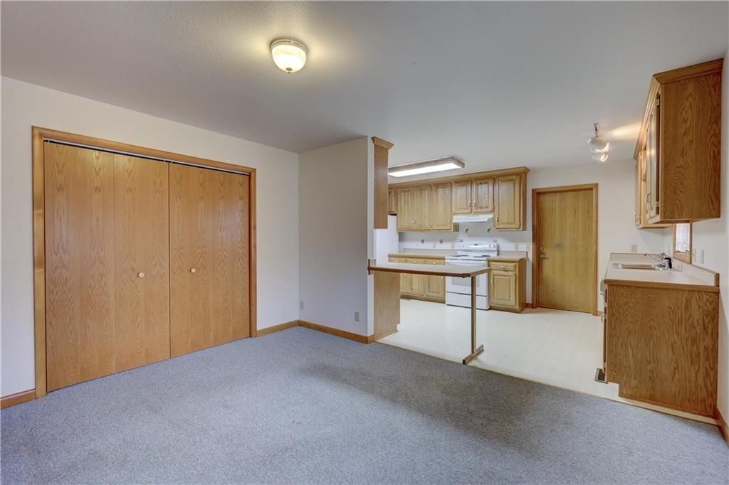 2908 Woodgate Drive — photo 8