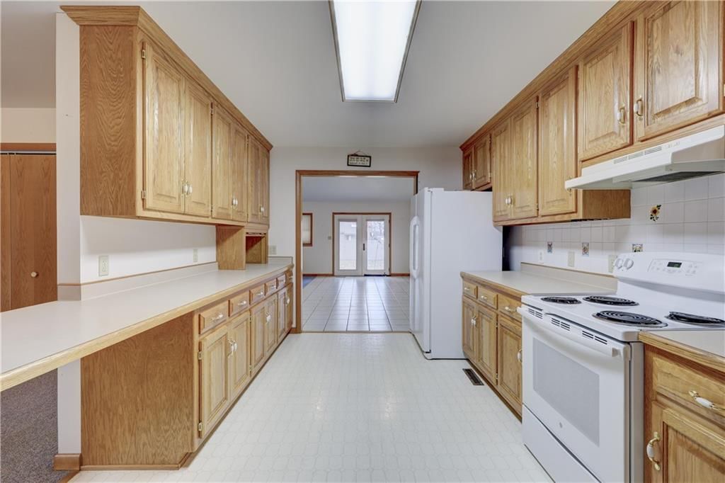 2908 Woodgate Drive — photo 14