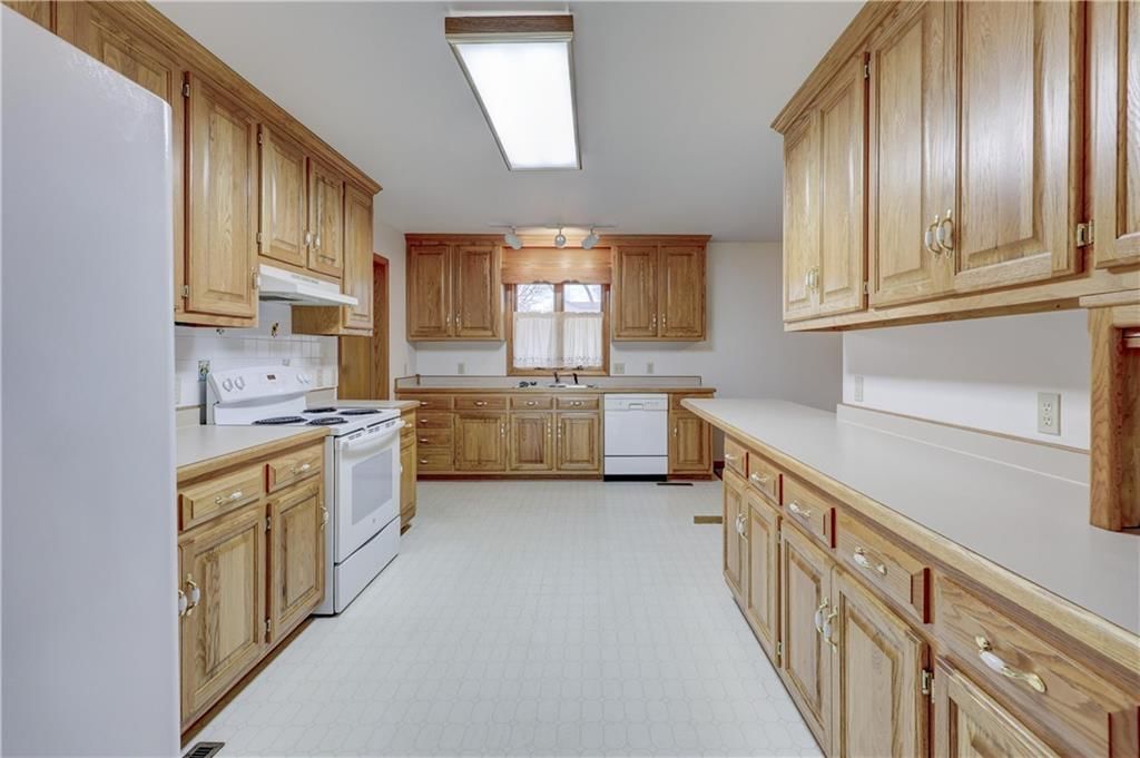 2908 Woodgate Drive — photo 15