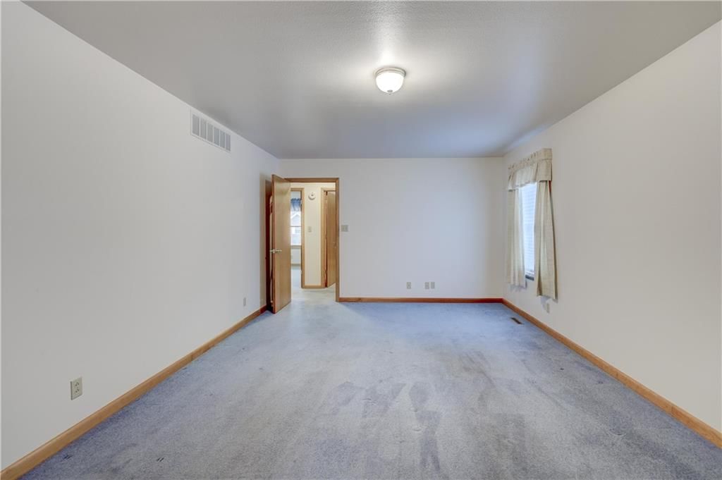 2908 Woodgate Drive — photo 37