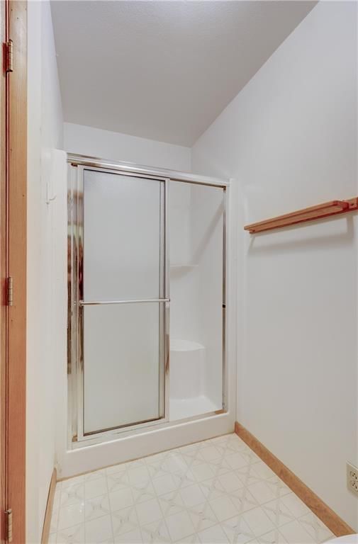 2908 Woodgate Drive — photo 41