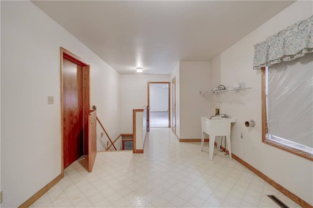 2908 Woodgate Drive — photo 48