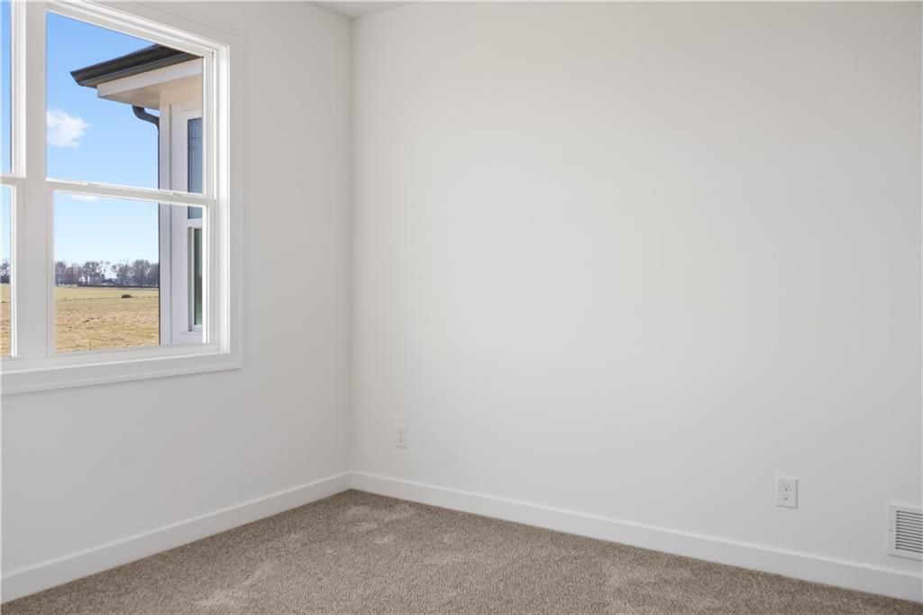 18620 Reinhardt Street — photo 23