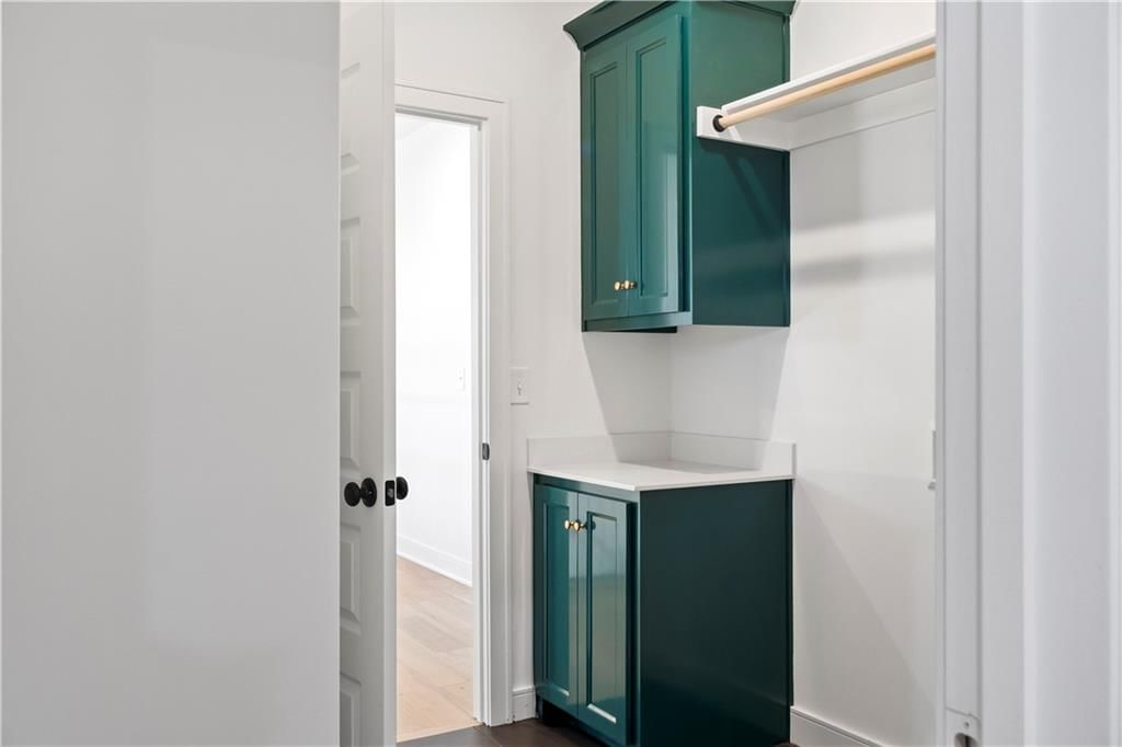 18620 Reinhardt Street — photo 30