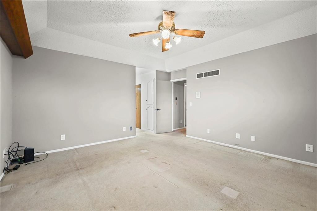 805 NE 2nd Street — photo 20