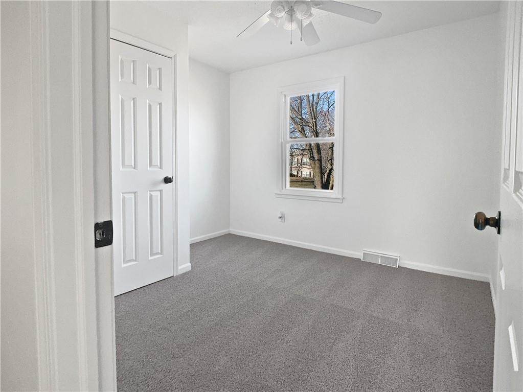 1101 W Elm Terrace — photo 12