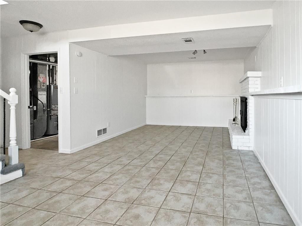 1101 W Elm Terrace — photo 17
