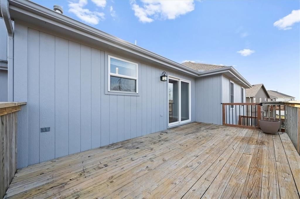 15614 Pebble Terrace — photo 26