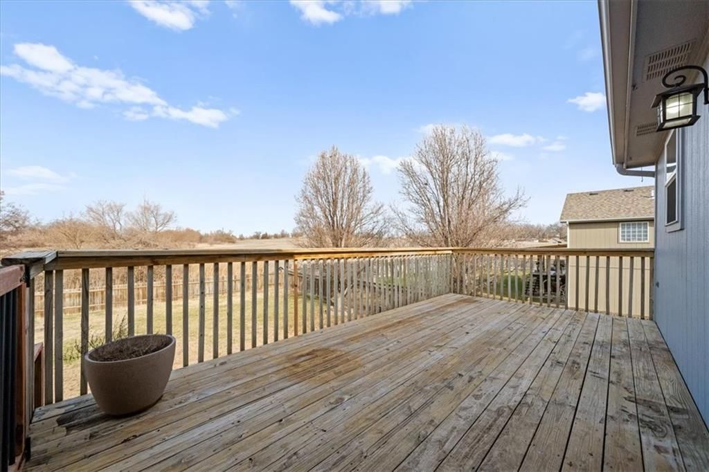 15614 Pebble Terrace — photo 27