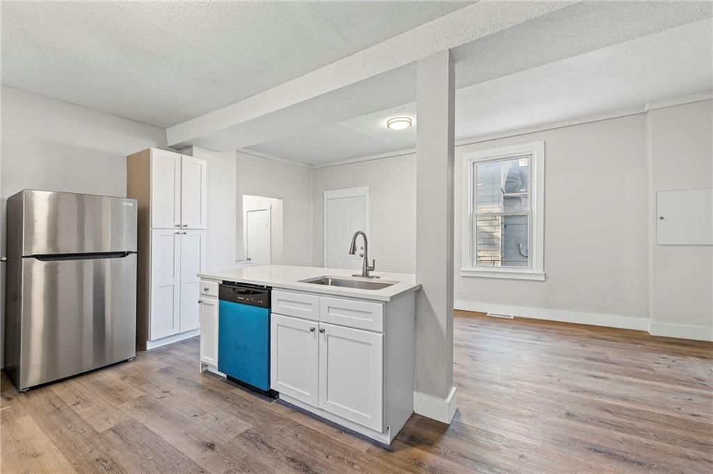 512 Ottawa Street — photo 6