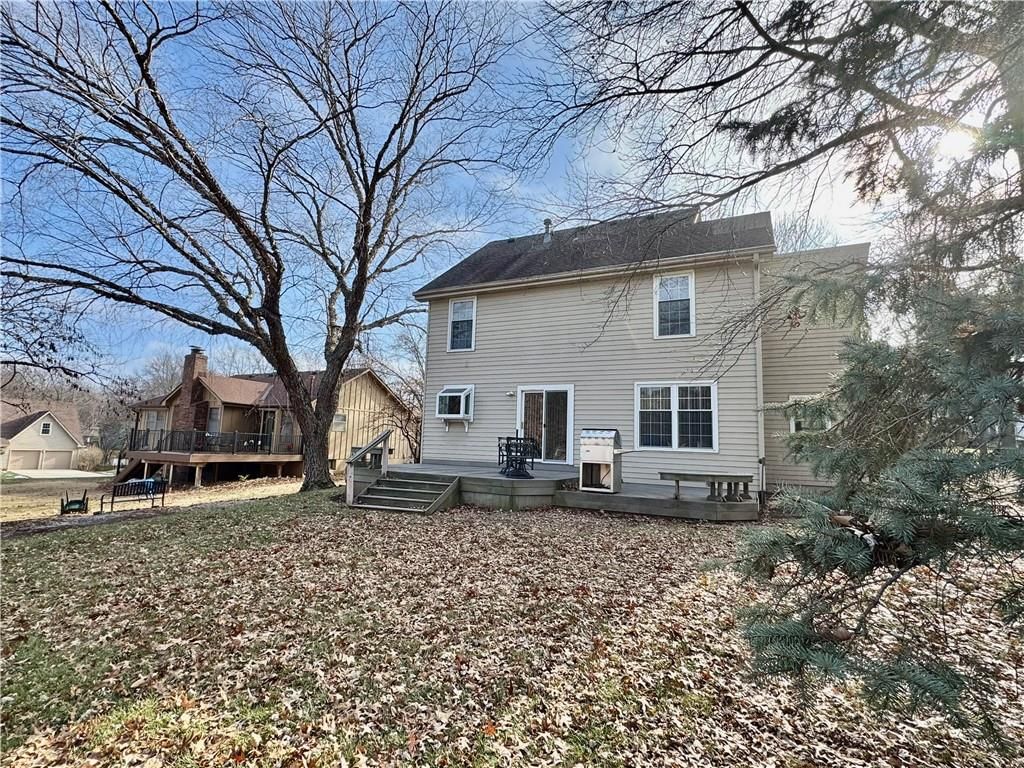15318 W 80th Place — photo 2