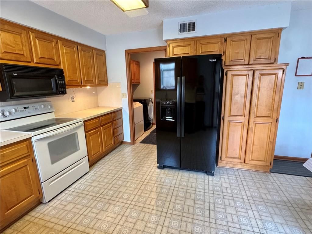 15318 W 80th Place — photo 10