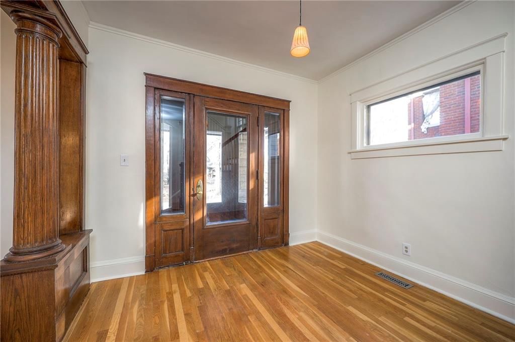 3833 Campbell Street — photo 3